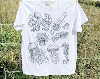 Vintage Octopus Tee, Ocean Animal Lover Shirt, Comfort Colors® Retro Nautical Graphic Top, Octopus Shirt, Marine Biology Gift