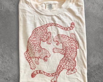 Vintage Leopard Fighting Graphic Tee, Wild Big Cat Engraved Style Shirt, Retro Jungle Wildlife Aesthetic Top, Comfort Colors® Animal Gift