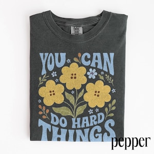 Positieve aanmoediging T-shirt met grafische print, inspirerend T-shirt voor leraren, kleding voor zelfvertrouwen in de klas, Comfort Colors® cadeau-T-shirt afbeelding 3