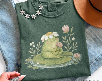 Vintage Happy Frog Graphic Tee, Lily Pad Pond Nature Shirt, Cozy Cottagecore Retro Style Top, Comfort Colors® Animal Gift Tee