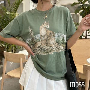 Klassisches T-Shirt mit Berglöwen-Motiv, Wildtier-Shirt mit Puma-Motiv, Vintage-Western-Abenteuer-Top, Comfort Colors® Tiergeschenk-T-Shirt Bild 8