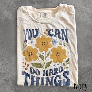 Positieve aanmoediging T-shirt met grafische print, inspirerend T-shirt voor leraren, kleding voor zelfvertrouwen in de klas, Comfort Colors® cadeau-T-shirt afbeelding 2