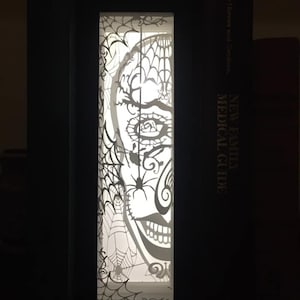 Schädel-Party-Buch Nook Shadow Box