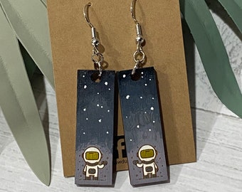 Orecchini pendenti con astronauta spaziale, orecchini ispirati alla scienza, regalo per insegnanti di scienze dello spazio