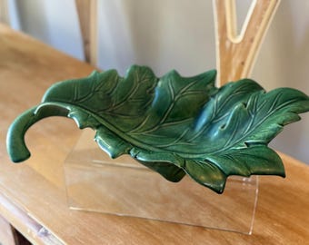 Vintage Green Leaf Bowl / Tray by Metlox