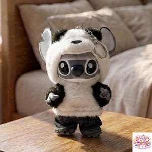 Cute Panda Alien Vinyl Figure, Kawaii Collectible Desk Decor Mini Toy Keychain Gift