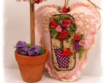 TOPIARY TREE - Pink Scented  Heart Sachet, hand crafted potpourri, primitive crazy patchwork, handmade in Australia