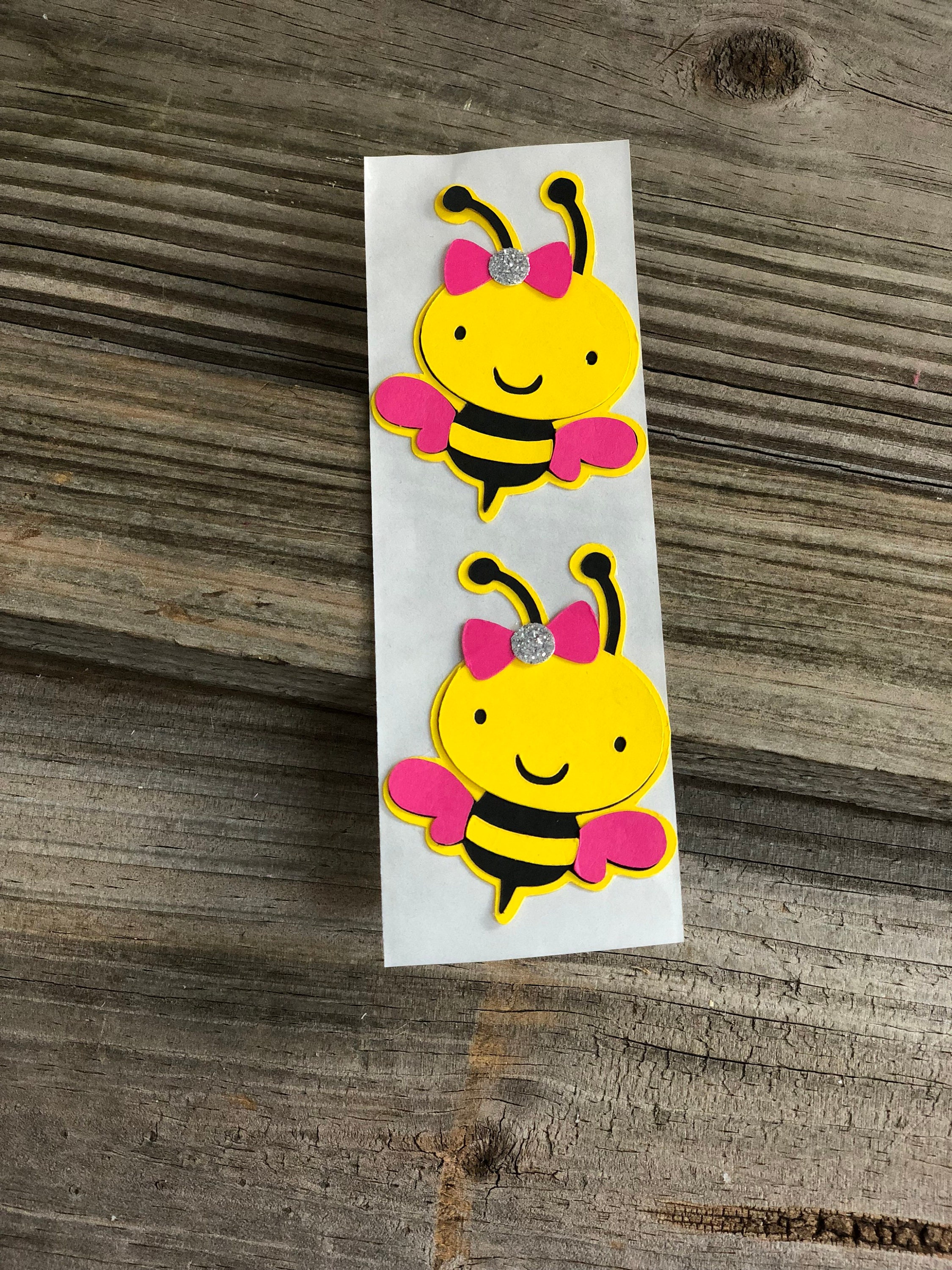 Set of 12 - Yellow, Black & Fuchsia BUMBLE BEE Cupcake Toppers - Baby  Shower/Birthday Party - Decorations/Favors/Centerpiece - Girl Bee