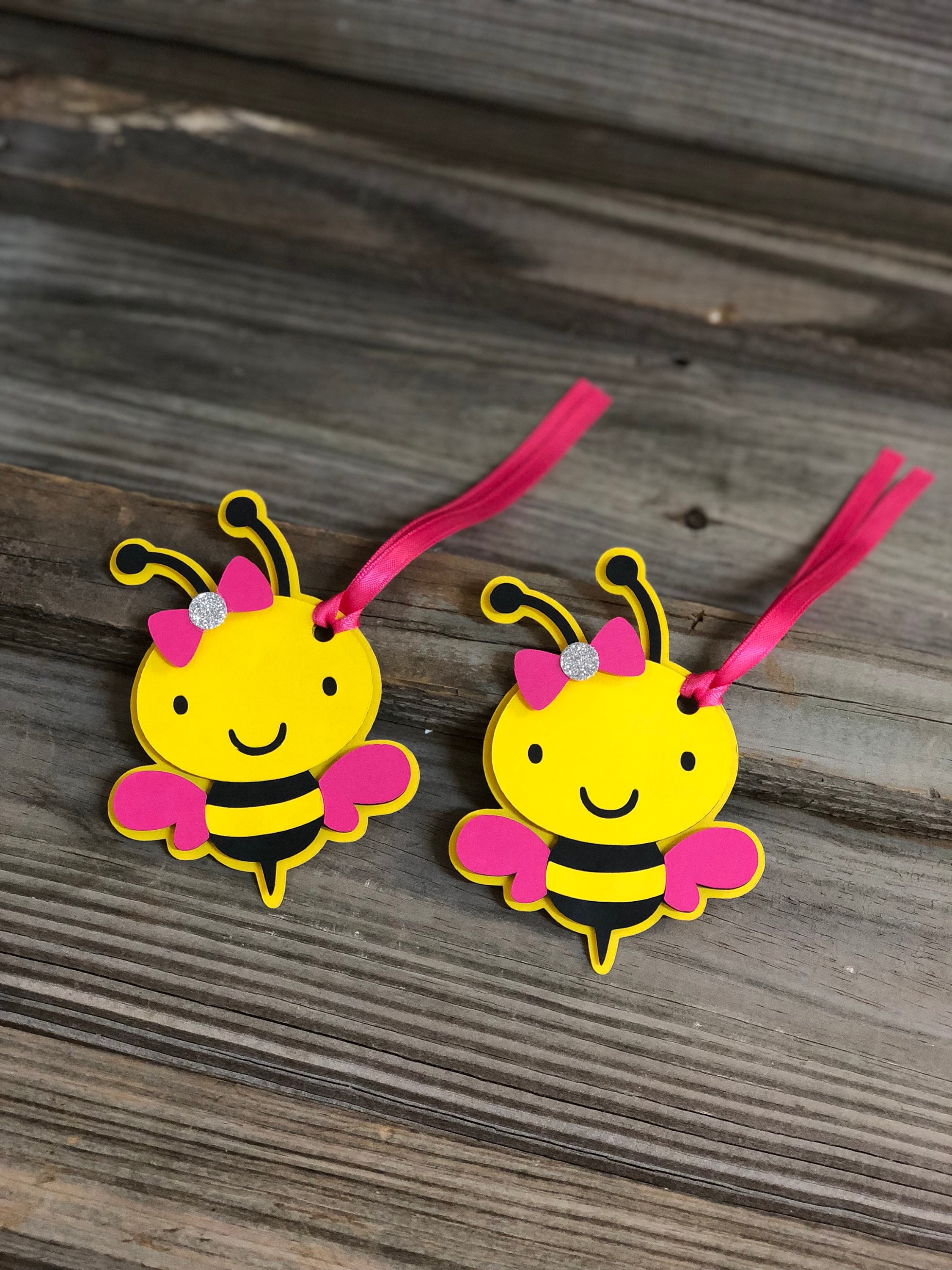 Set of 12 - Yellow, Black & Fuchsia BUMBLE BEE Cupcake Toppers - Baby  Shower/Birthday Party - Decorations/Favors/Centerpiece - Girl Bee