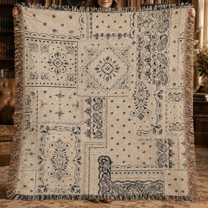 Coperta in tessuto patchwork a bandana, coperta boho vintage con motivo paisley, decorazione western cottagecore, coperta in arazzo di cotone di alta qualità