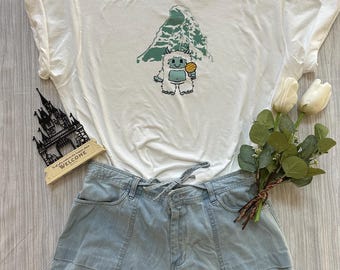 Yeti del Matterhorn con una camiseta de granizado de limón, talla grande.