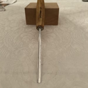 Pfeil Swiss Made # 5 / 5mm Straight Carving Gouge Sharp Excellent Condition
