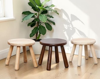 Taburete redondo de madera para plantas – Pequeño soporte de madera para plantas de interior, mini taburete rústico, mesa baja decorativa, soporte minimalista para plantas
