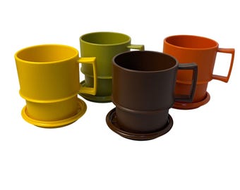 NIB VTG Tupperware autumn harvest mug set with lids. 1312, 1313. Never used