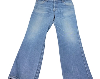 Jeansy męskie Vintage Levis 517 w kolorze niebieskim Bootcut (36x32) z efektem wyblaknięcia