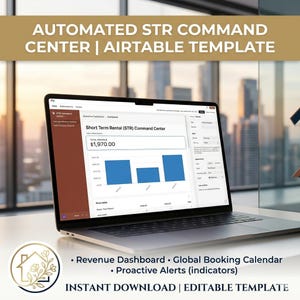Könnte beinhalten: Ein silberner Laptop zeigt ein Dashboard mit dem Text "Short Term Rental (STR) Command Center" und einem Gesamtumsatz von 1.970,00 $. Der Bildschirm zeigt auch ein Balkendiagramm. Das Bild enthält den Text "AUTOMATED STR COMMAND CENTER | AIRTABLE TEMPLATE".