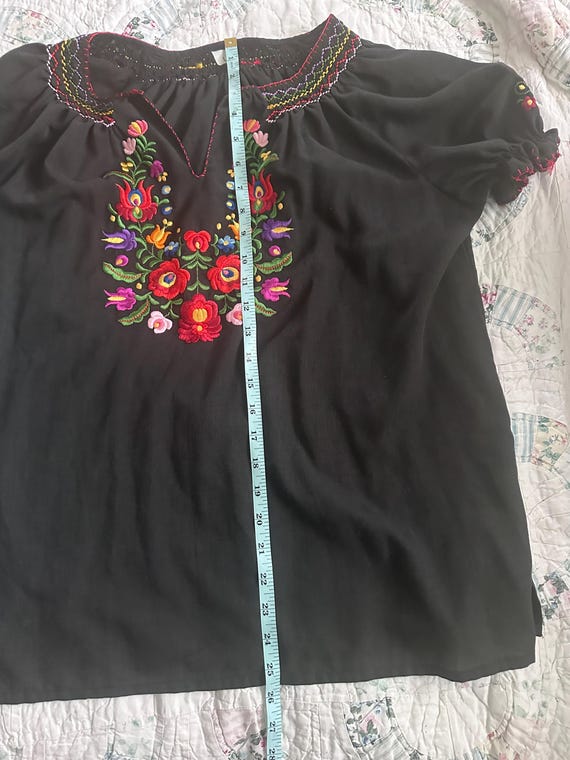 BLACK Cotton HUNGARIAN Embroidered PEASANT Blouse… - image 7