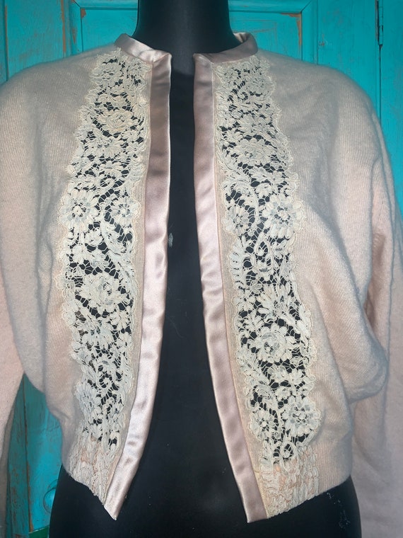 Incredible 40s-60s HADLEY CASHMERE LACE Inset Sat… - image 2