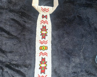 Early 20th Century NATIVE Hand Beaded PLAINS PLATEAU Unisex Tie Collectible and Wearable
