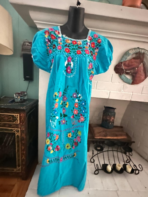 70s Handmade Mexican OAXACA/PUEBLA Turquoise San ANTONINO Embroidered Dress