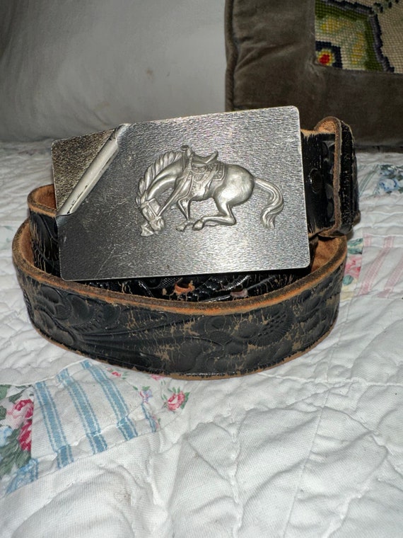 JUSTIN Tooled Black Leather Belt w/ NICKEL SILVER 