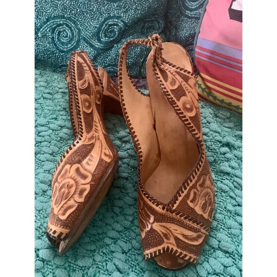 TOOLED LEATHER Slingback HEELS - 50s-70s