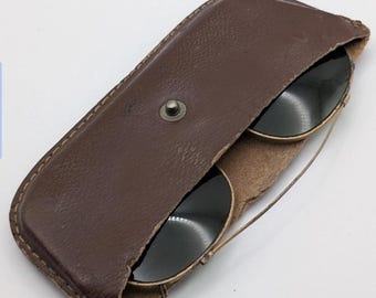 Gafas Pince Nez antiguas: lentes verdes, montura de latón,