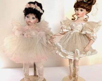 Muñecas bailarinas de porcelana Kingstate vintage de los años 90 (par), 45 cm x 48 cm, color rosa.