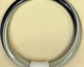 Vintage Lea Stein Unsigned Laminated Bangle Black And Cream Mod Deco Bracelet