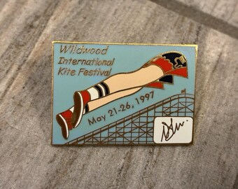 Vintage 1997 Wildwood International Kite Festival Enameled Lapel Pin