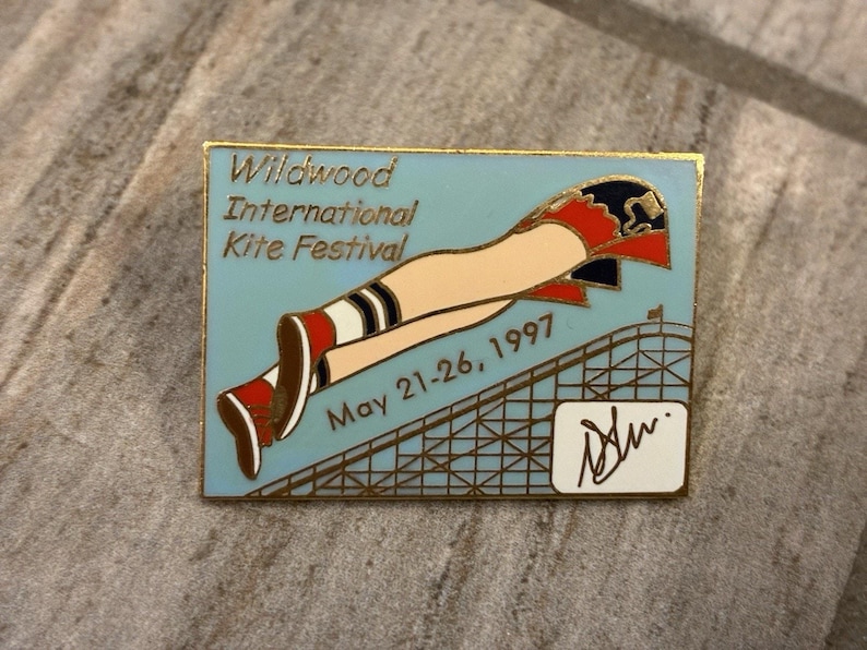Vintage 1997 Wildwood International Kite Festival Enameled Lapel Pin bild 1