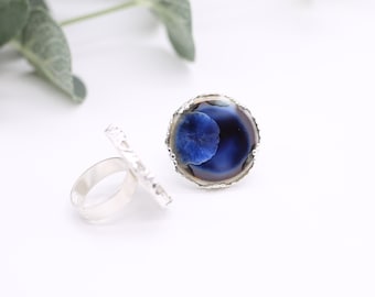 Porcelain ring 'Blue on white', statement ceramic ring