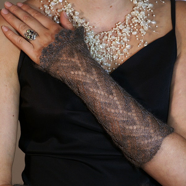 VERONIKA Lace Cuffs (PDF) Manual