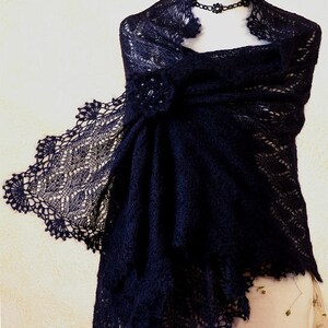 VICTORIA Fine Art Lace Stole PDF Manual image 2