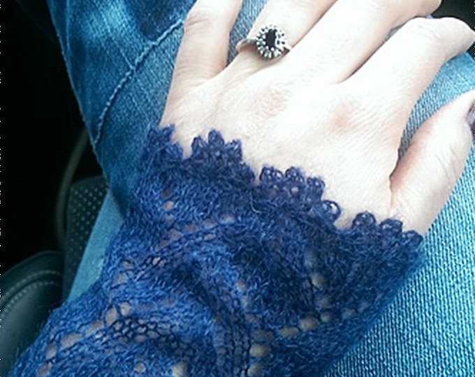 ROSALIE Lace Cuffs (PDF) Manual