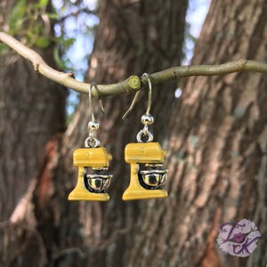 Stand Mixer Earrings, Gift for Baker, Yellow Stand Mixer Earrings, Baker Gift, Yellow Stand Mixer, Baker Stocking Stuffer