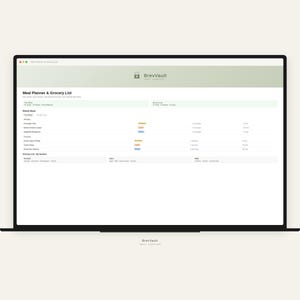 Pode incluir: Um ecrã de computador portátil que exibe uma interface de planeador de refeições e lista de compras. A secção superior apresenta "BrevVault" e um ícone de cadeado. A área de conteúdo principal inclui uma lista de refeições e uma lista de compras.