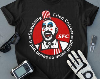 Camiseta Capitão Spaulding SFC | Camiseta de frango frito com palhaço de filme de terror para a temporada assustadora e o Halloween