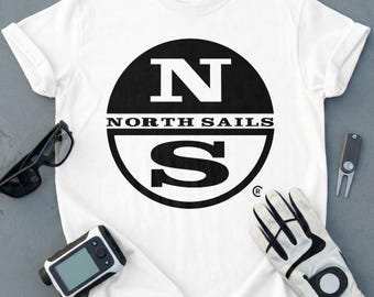 Camiseta náutica North Sails | Camiseta para amantes do oceano e da vida na água | Camiseta unissex com estampa gráfica para aventuras marítimas e vida costeira | Presente para ele e para ela