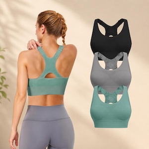 Conjunto de 3 sujetadores deportivos para mujer, ajustables, acolchados y con espalda cruzada.