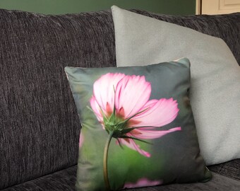 Flower print cushion - Pink & White Cosmos