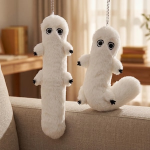 Posable Brushbug Plush Keychain – Witch Hat Atelier Inspired Fan Gift, 18cm