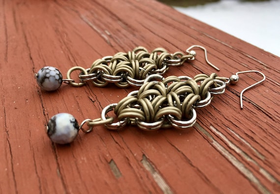 Black & White Chainmaille Earrings