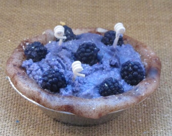 Blackberry Pie Candle