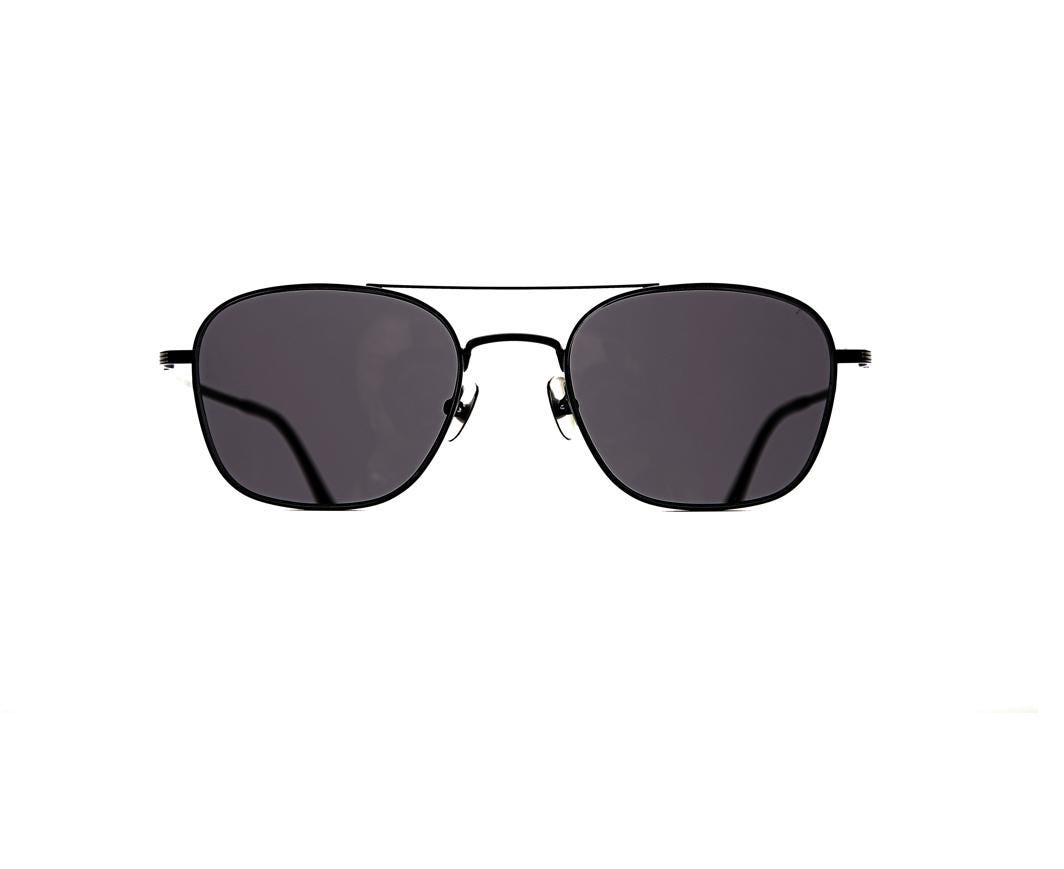 Square Aviator Sunglasses | Lightweight Black Metal Frame | Polarized UV | Korean Designer Eyewear | Unisex — view 2