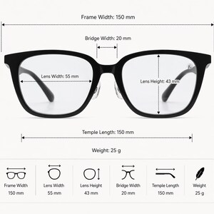 K&ouml;nnte beinhalten: Brille mit schwarzem Rahmen und klaren Gl&auml;sern. Die Rahmenbreite betr&auml;gt 150 mm, die Glasbreite 55 mm, die Glash&ouml;he 43 mm, die Stegbreite 20 mm und die B&uuml;gell&auml;nge 150 mm. Gewicht: 25 g.