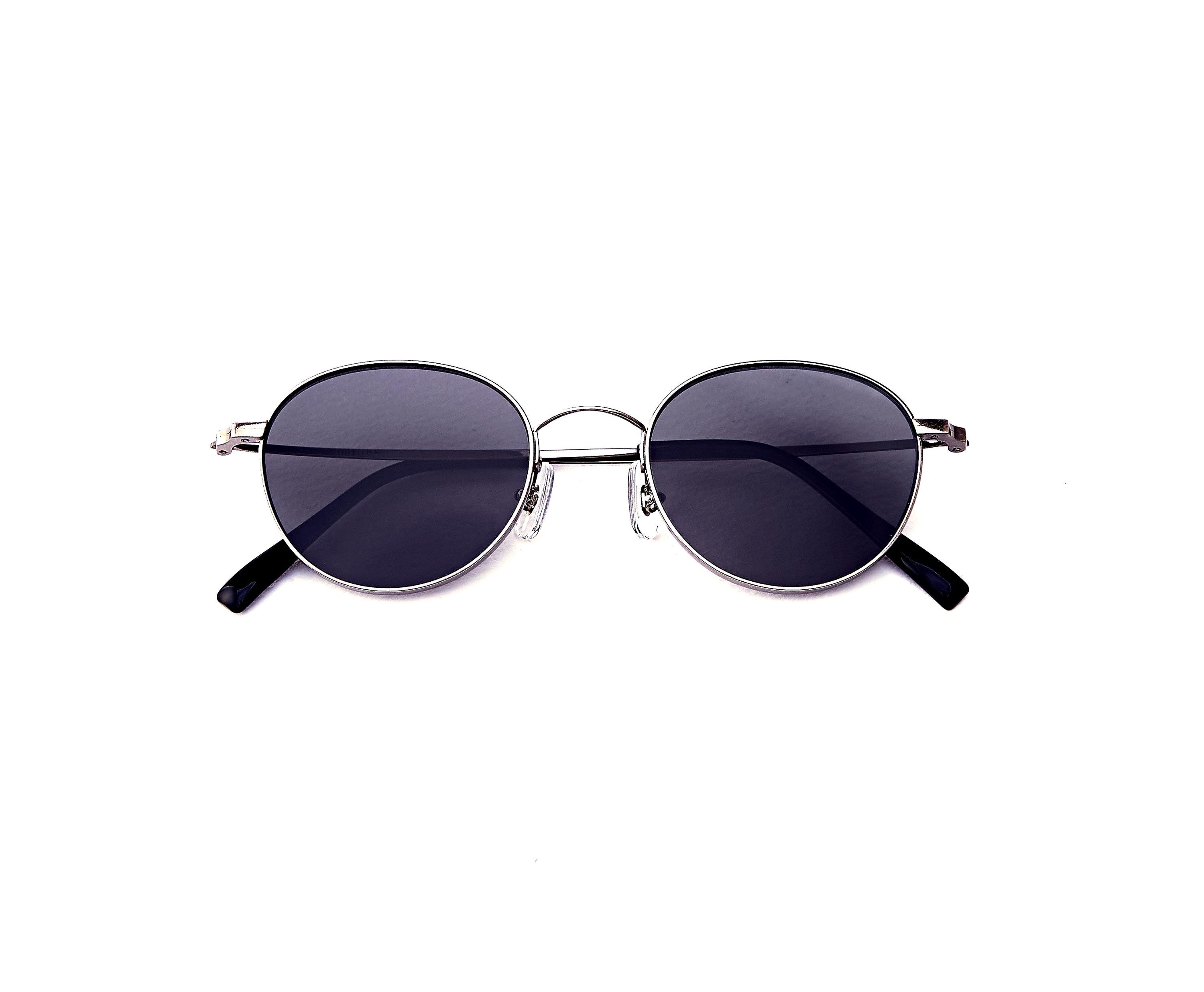 Minimal Round Metal Sunglasses, Lightweight Korean Design Eyewear — view 3