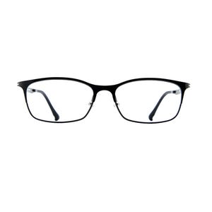 Puede incluir: Gafas rectangulares negras con montura fina. Las gafas tienen un dise&ntilde;o cl&aacute;sico con puente y patillas. Las lentes son transparentes y la montura es de color negro liso. Las gafas est&aacute;n sobre un fondo blanco.