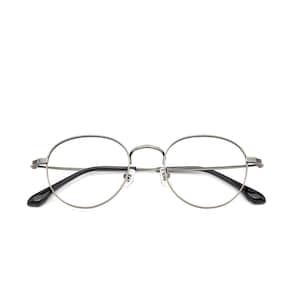 Puede incluir: Gafas redondas con una montura met&aacute;lica fina de color gris plomo. El dise&ntilde;o incluye un puente estrecho, almohadillas nasales ajustables y varillas delgadas que terminan en puntas de acetato negro, permitiendo una visi&oacute;n clara de los cristales.