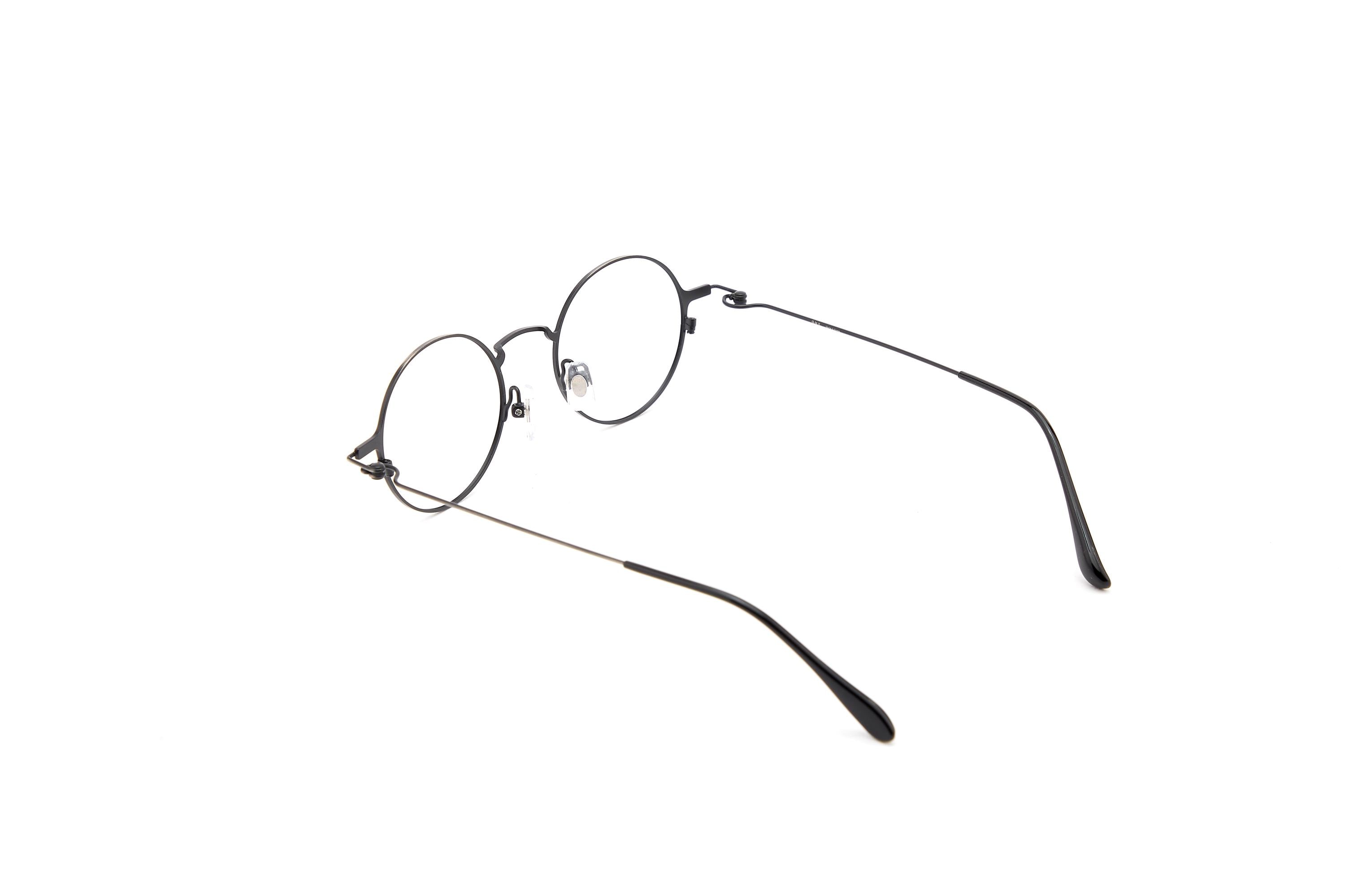 Minimalist Round Metal Glasses – Lightweight Frame, Made in Korea — view 5